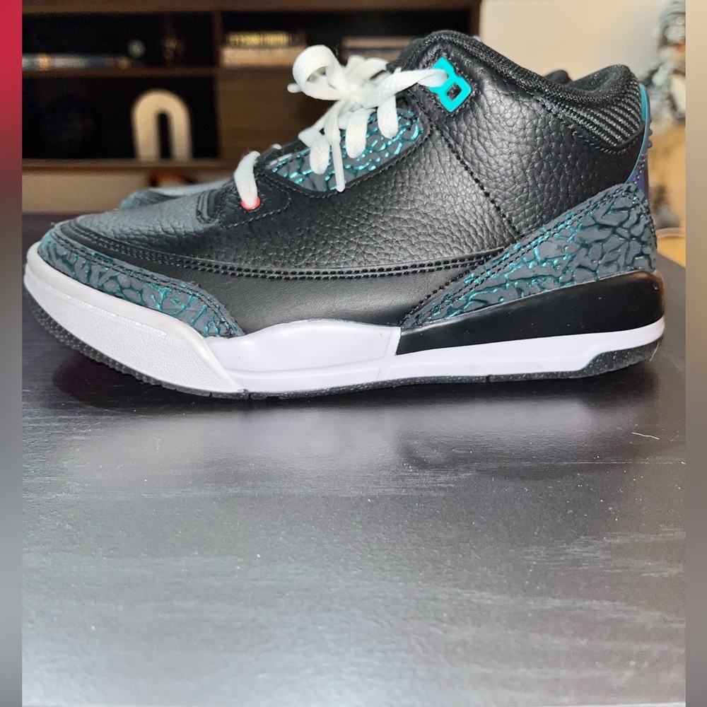 LITTLE KIDS JORDANS